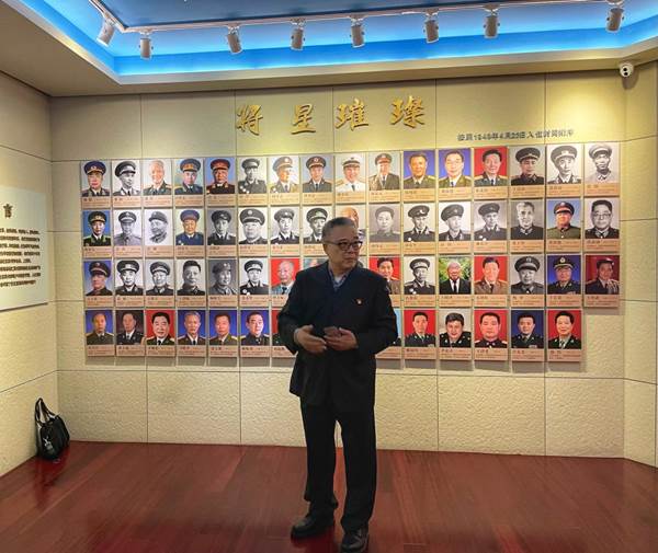 说明: http://tw.nufe.edu.cn/__local/B/68/CF/918F4772412B7666FC81D4976BF_DA7977EF_26FBB.jpg