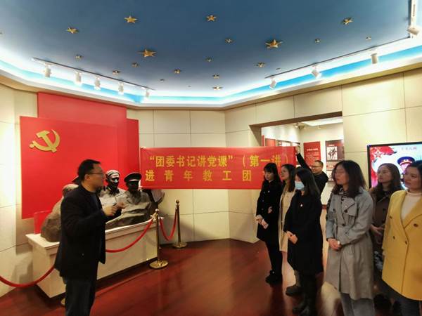 说明: http://tw.nufe.edu.cn/__local/7/D6/34/5195EE47F2ED12B53CAE722F837_764C2E54_14F18.jpg